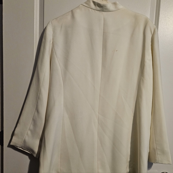 Women's plus size 22 cream two piece suit - Picture 4 of 10